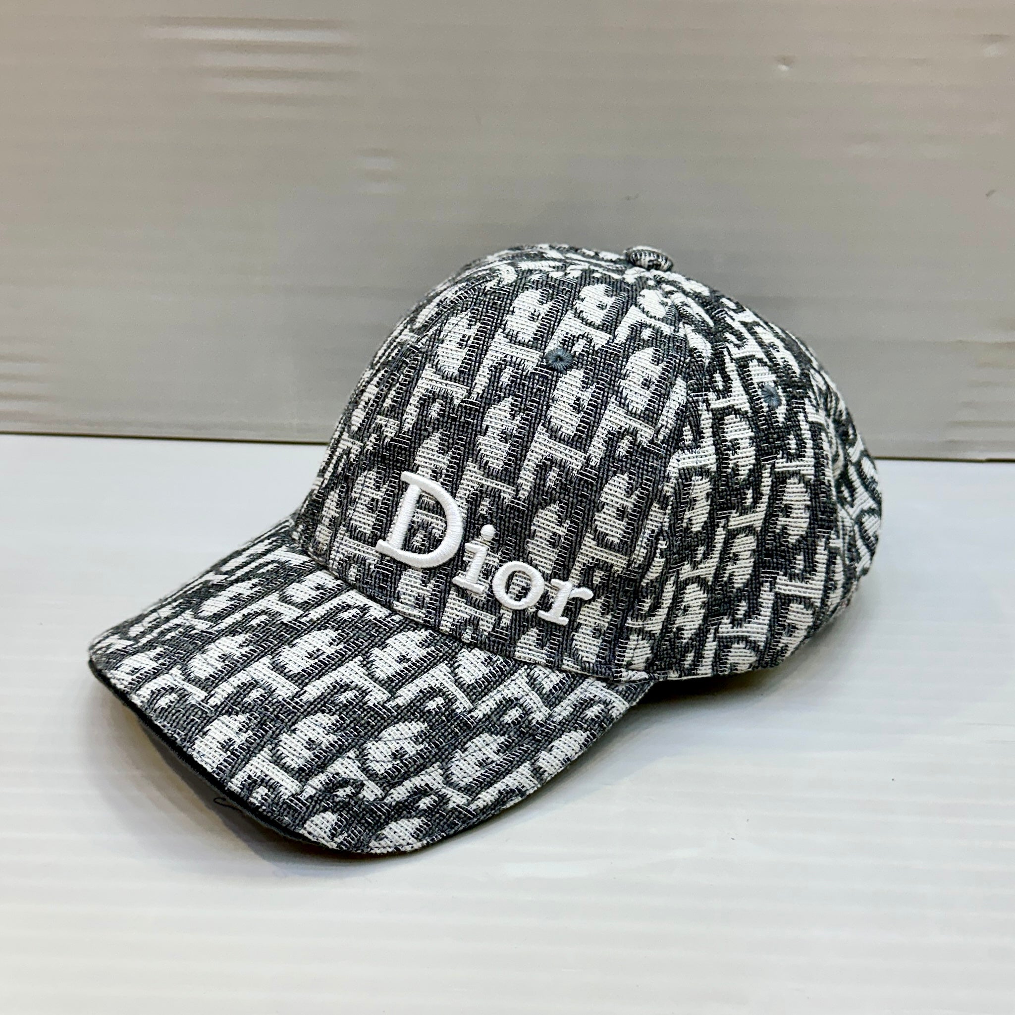 DD Brand caps