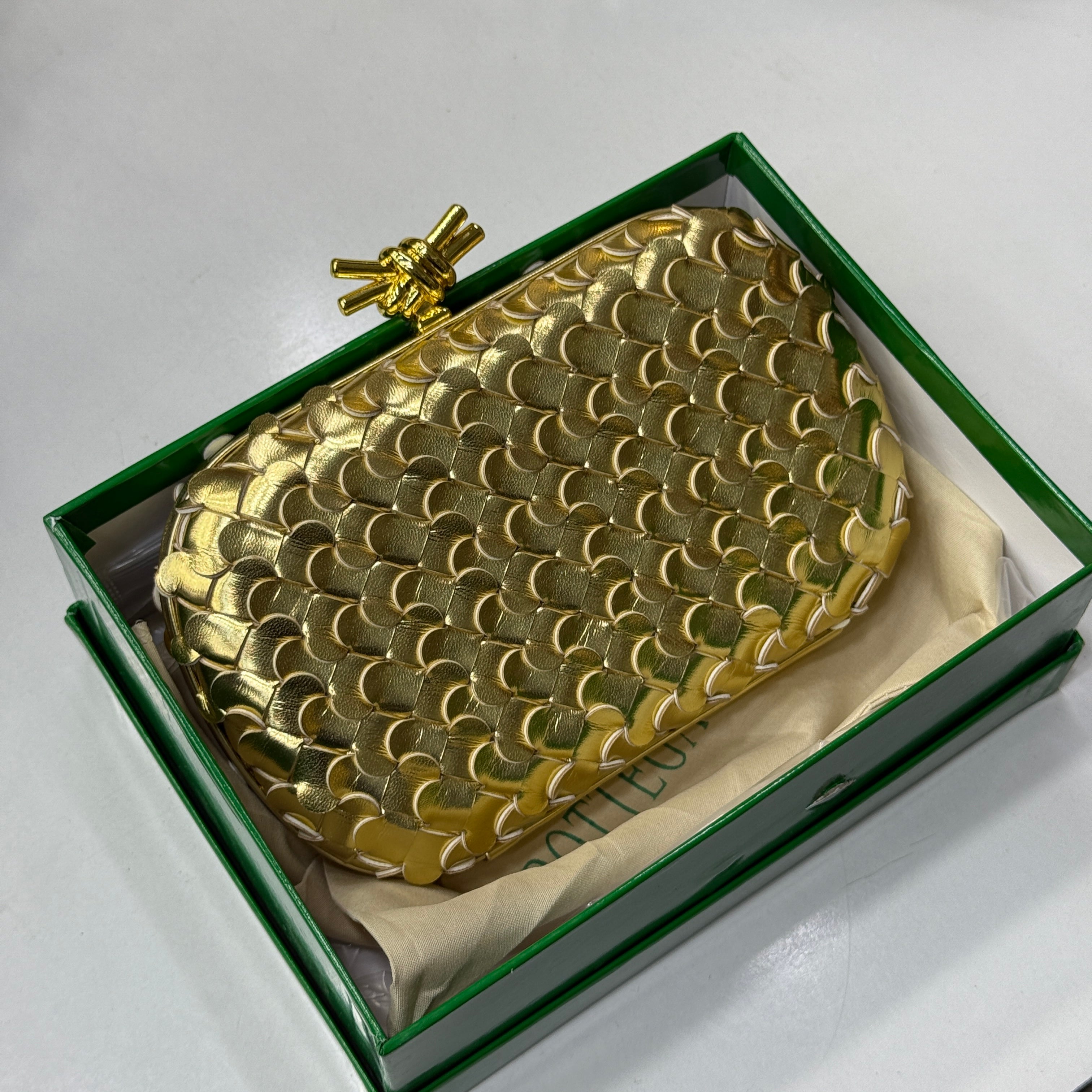 BOTTEGA VENETA CLUTH