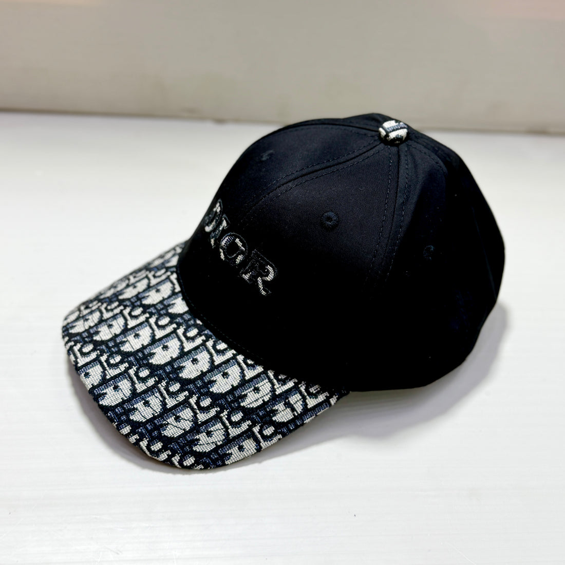 Dior cap