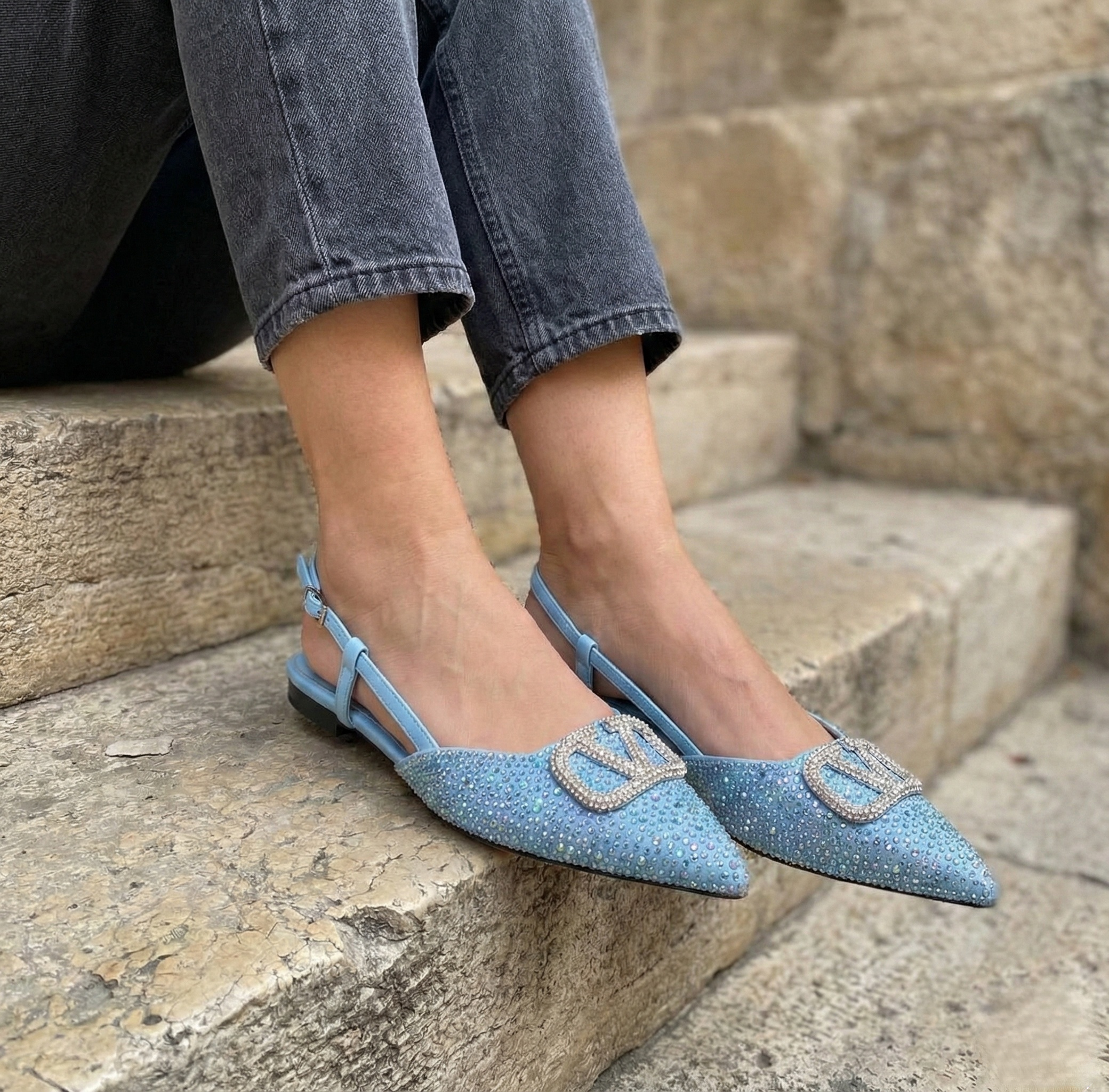 Fancy V Flat Pumps
