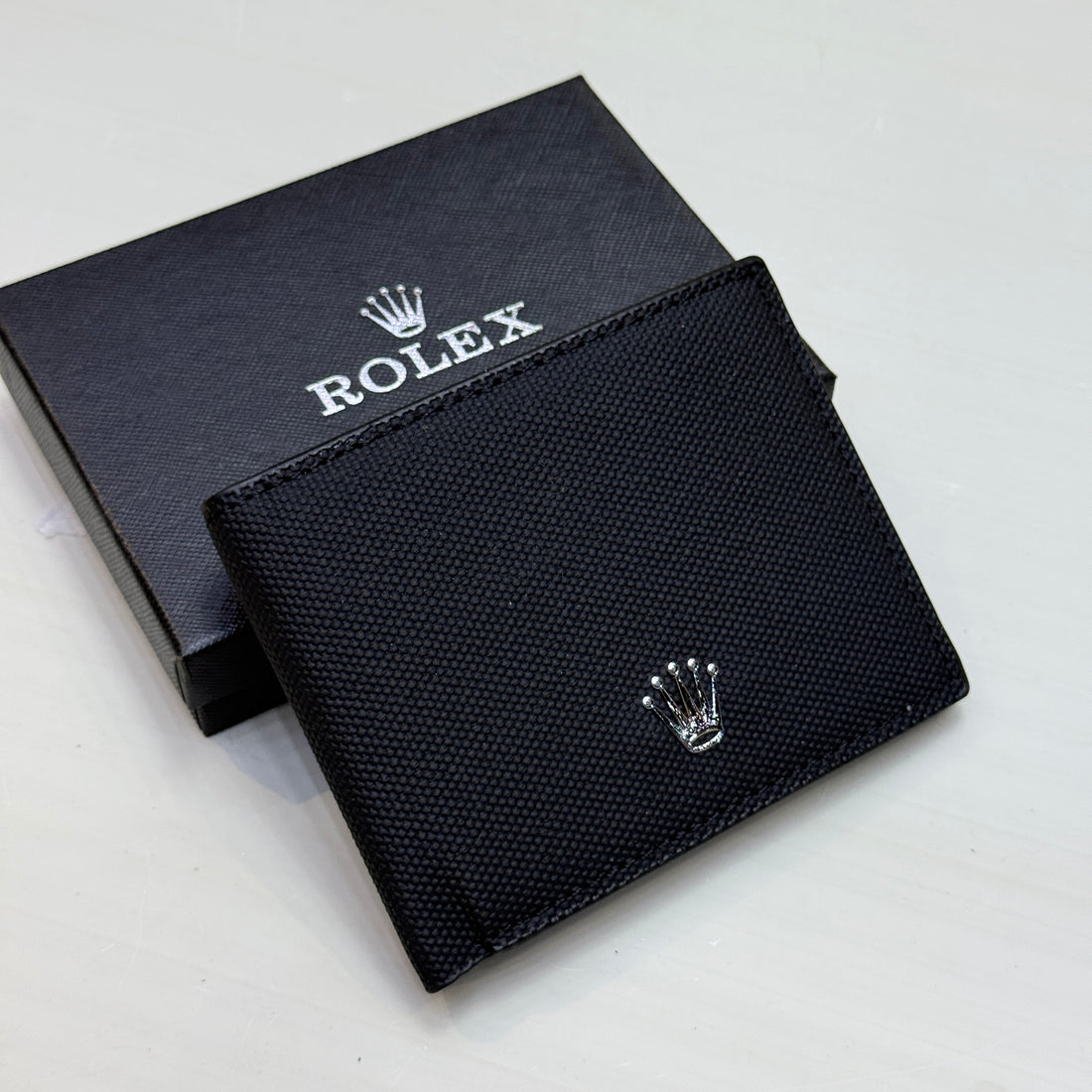 Royal wallet