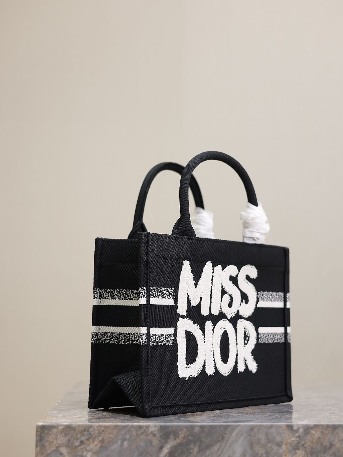 Miss DD ToTE