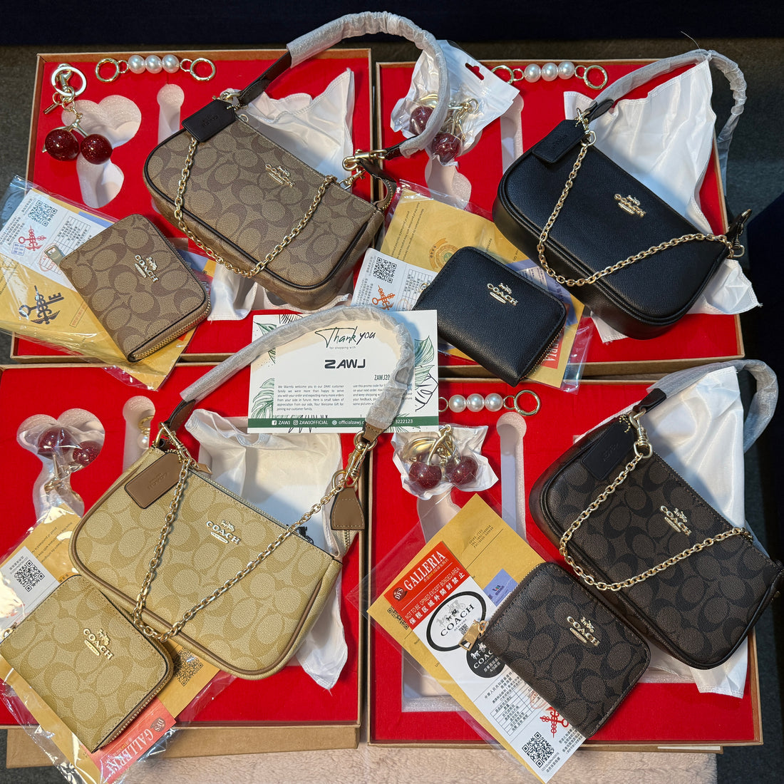 NCoach apricot Set With Keychain £ Card Wallet
