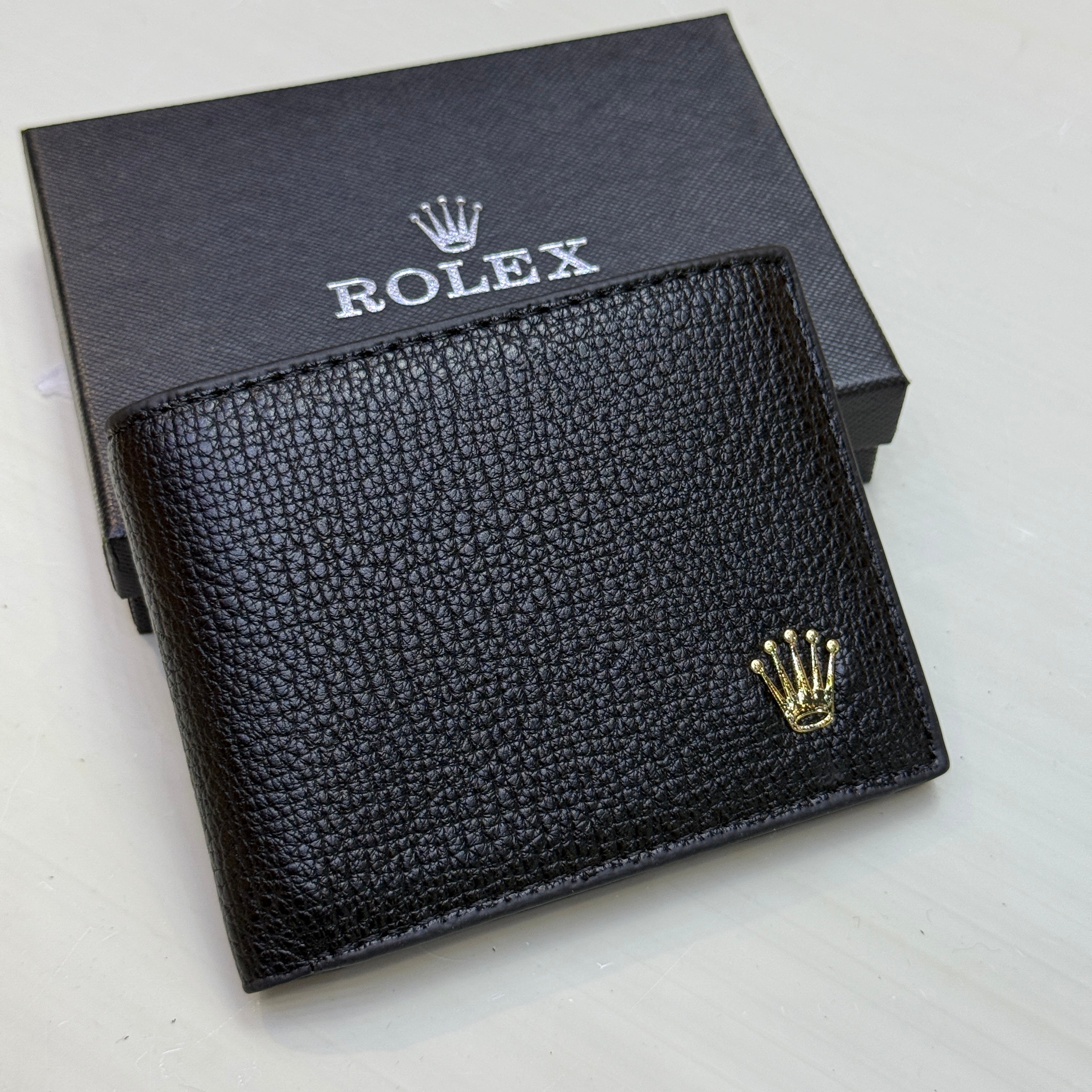 Royal wallet