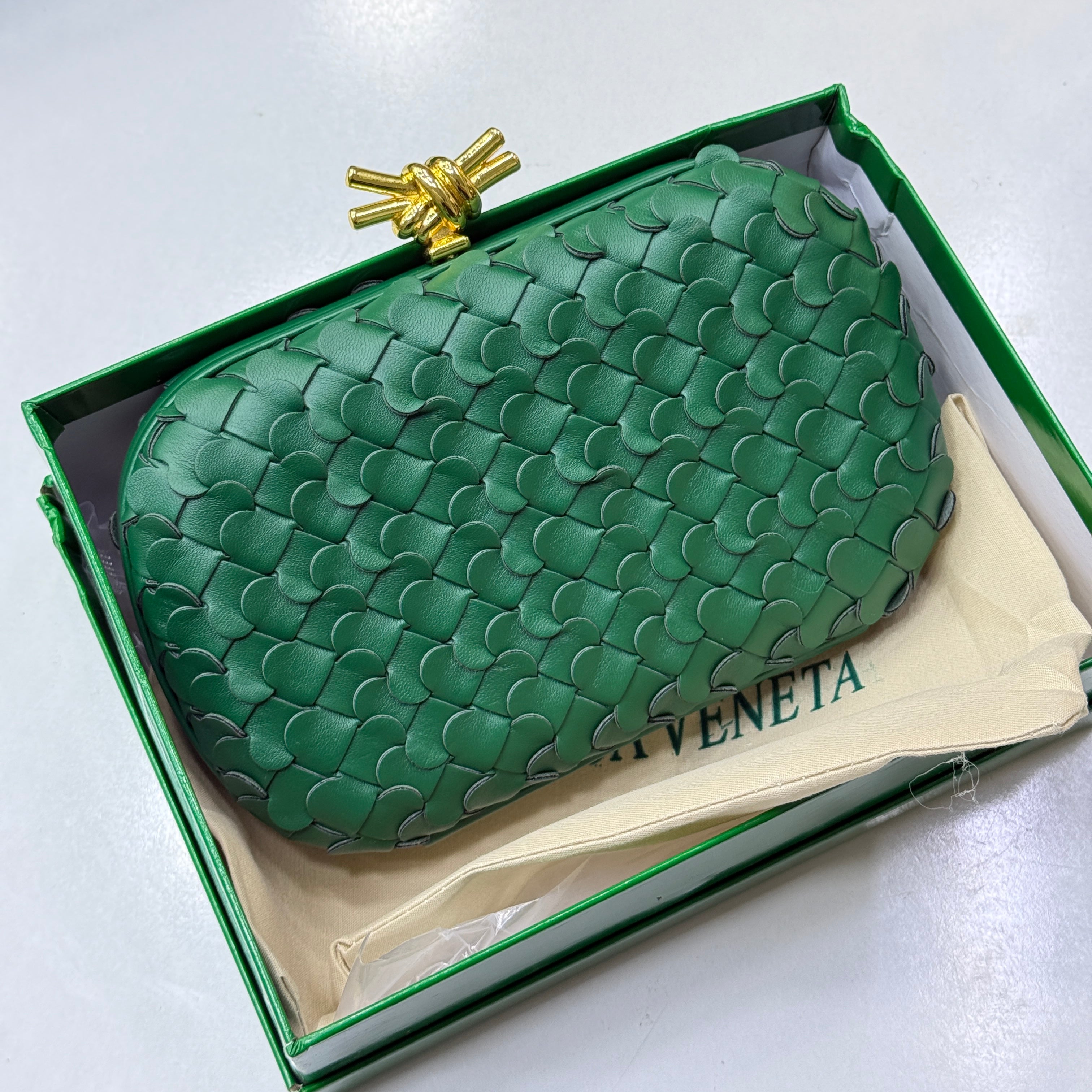 BOTTEGA VENETA CLUTH