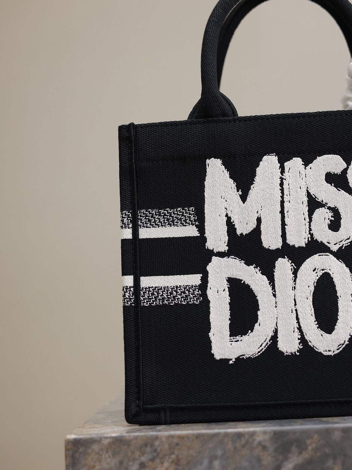 Miss DD ToTE