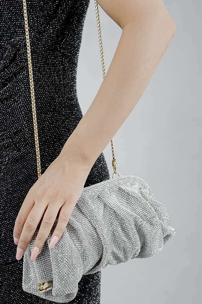 Benedetta Bruzziches
Venus La Grande Metallic Crystal silver Clutch Bag