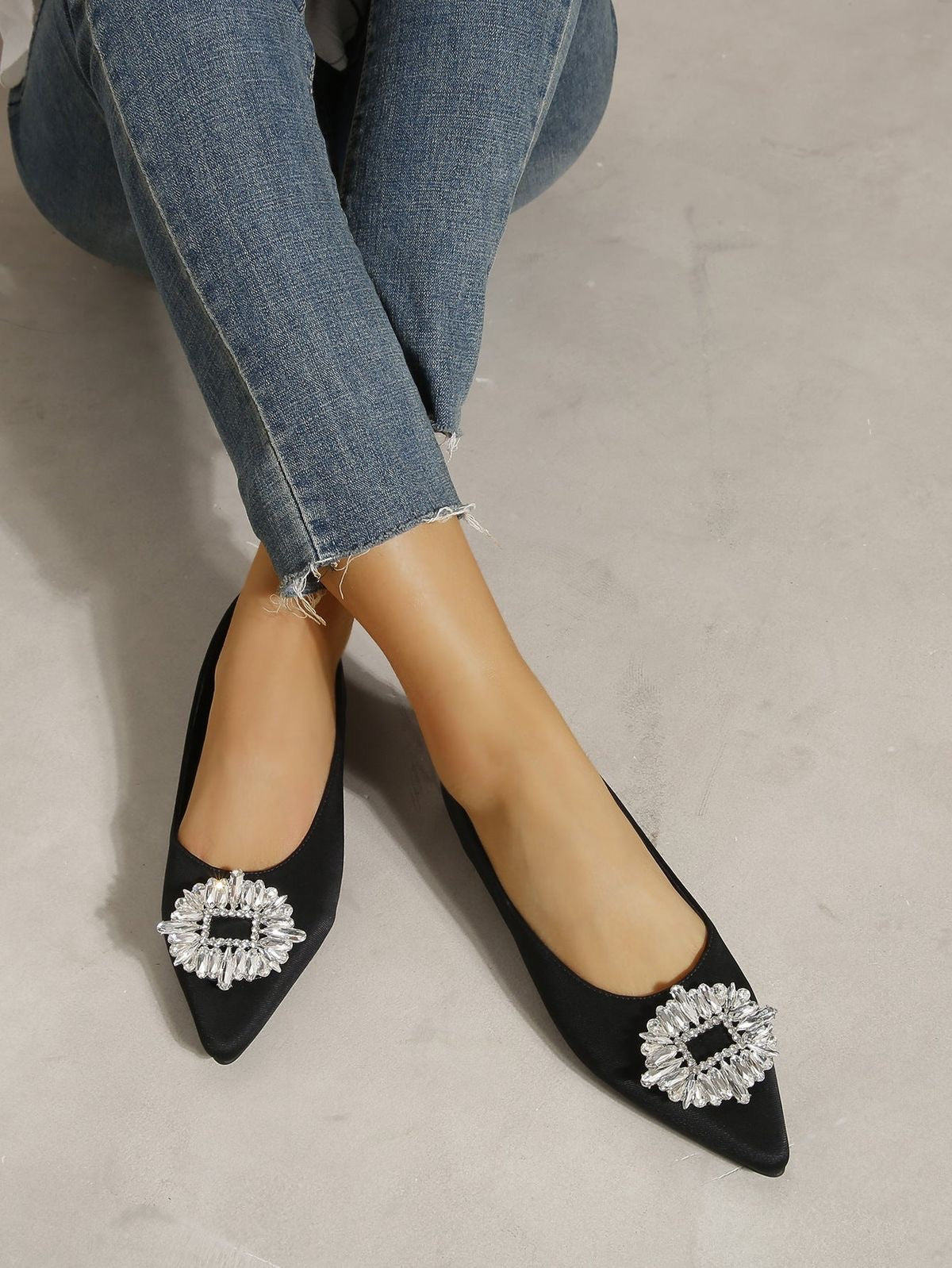 BROACH FLAT BLACK