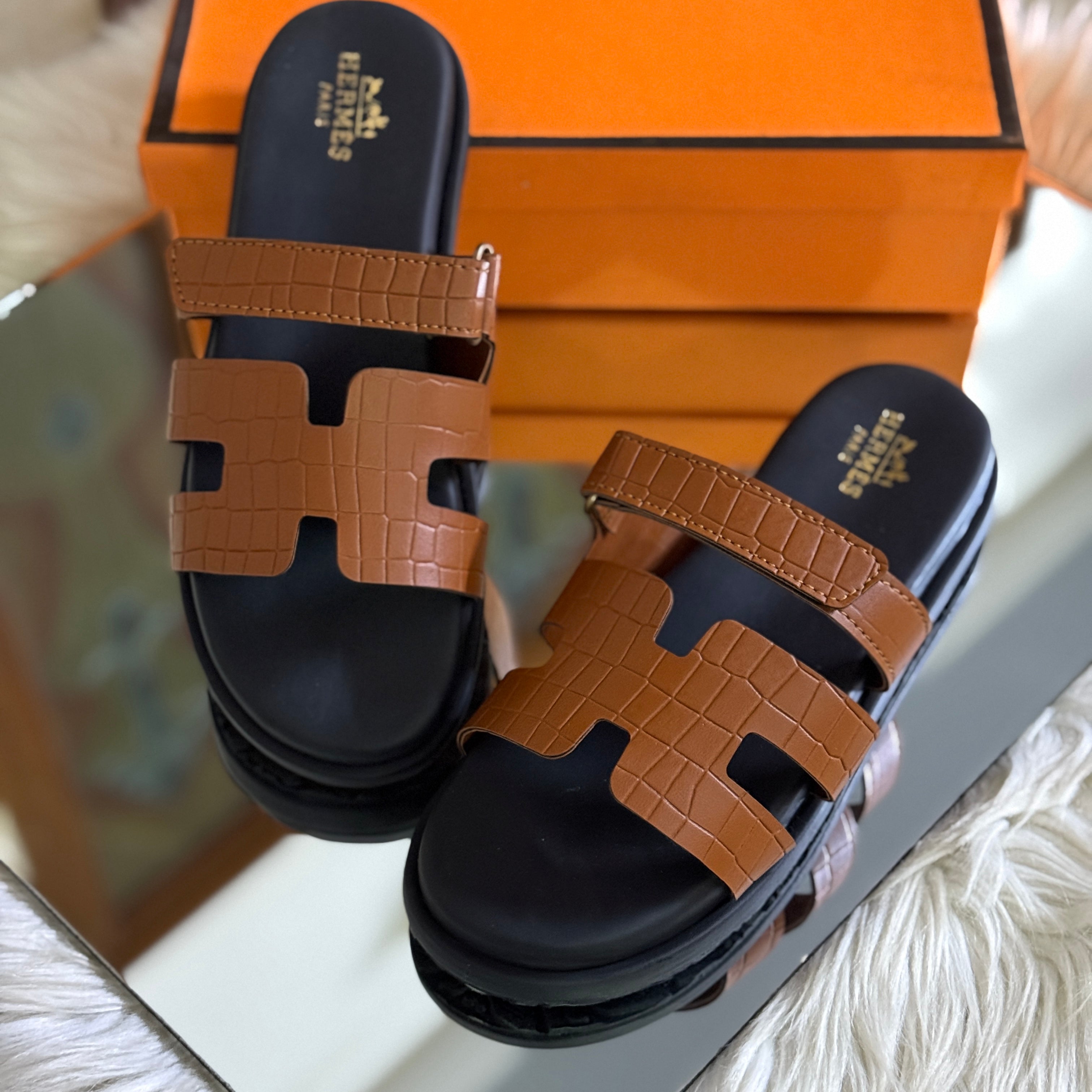Cyphre Sandle (Brown)
