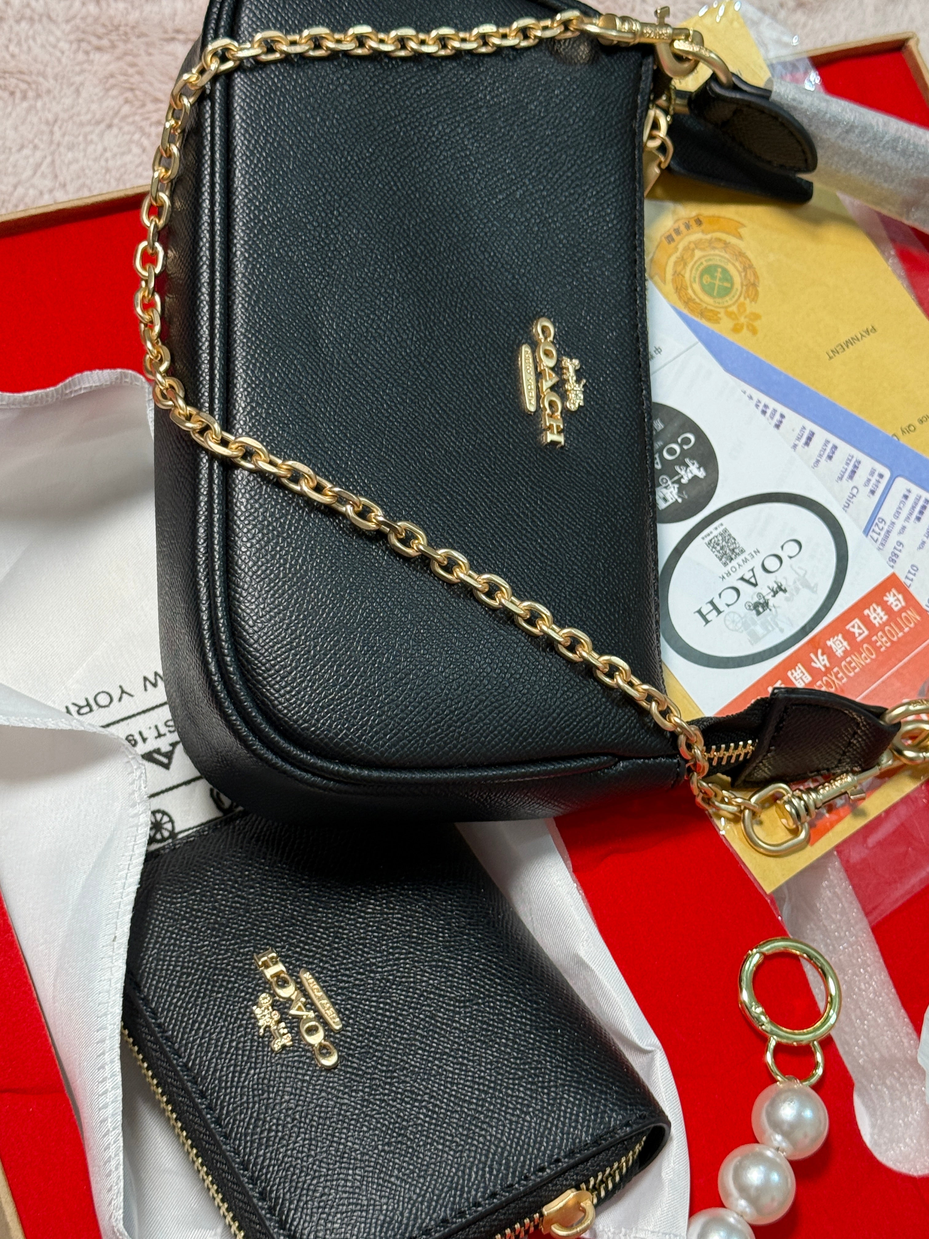 New gift Set With Keychain £ Card Wallet