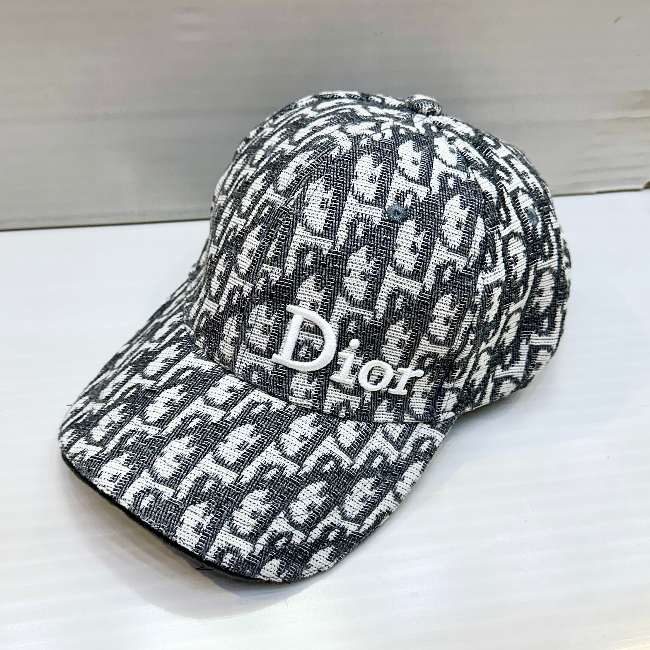 DD Brand caps
