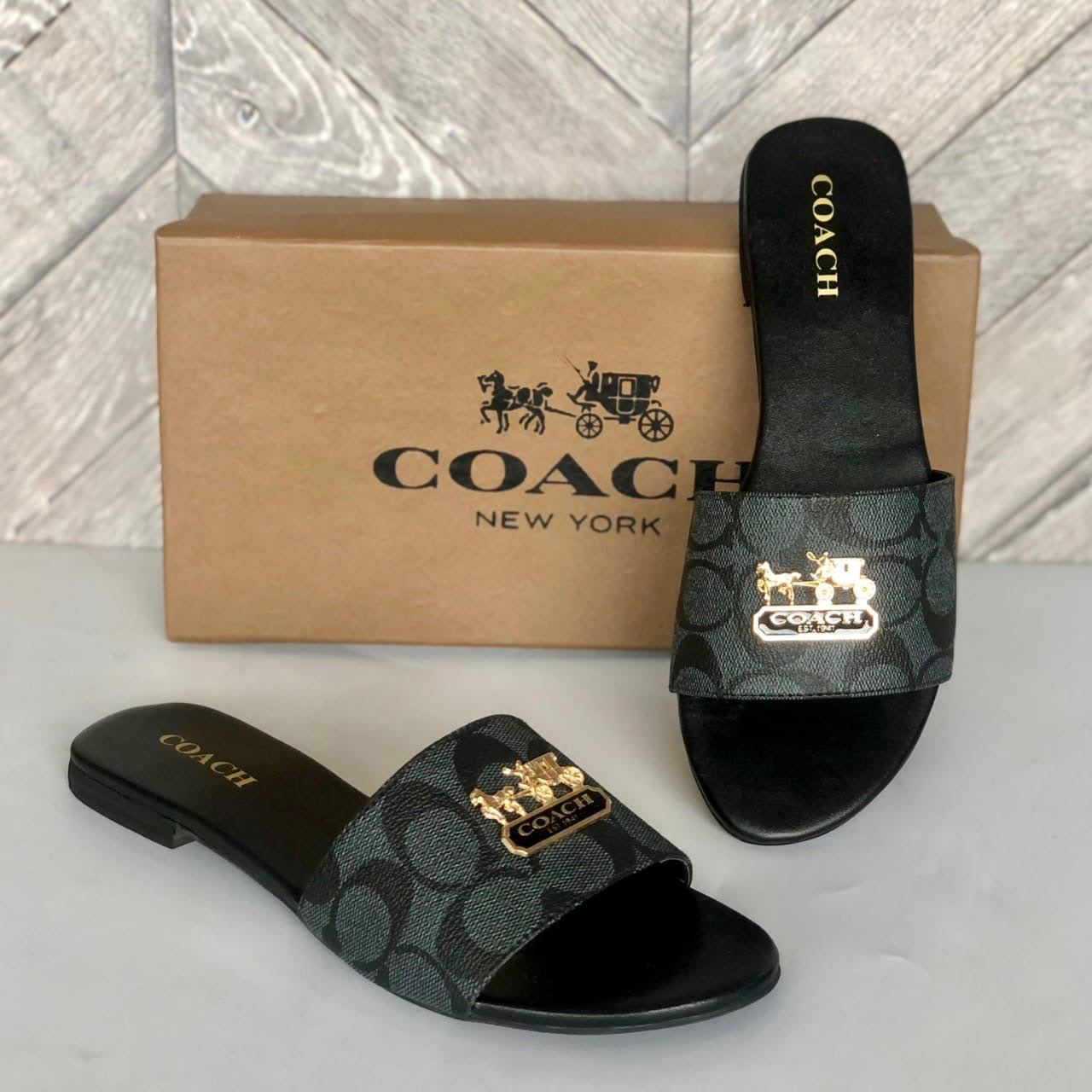 Zcoach flats