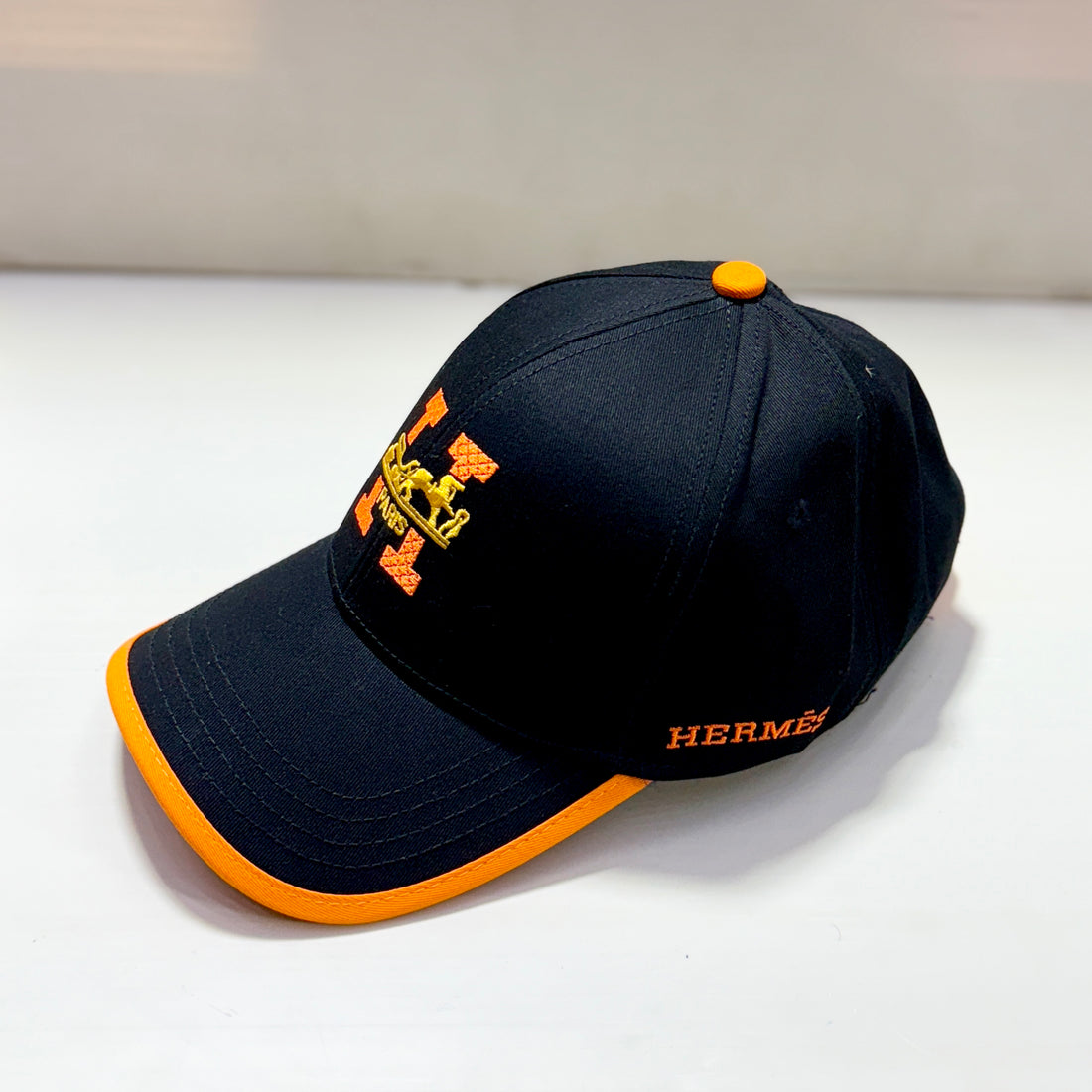 Hermes cap