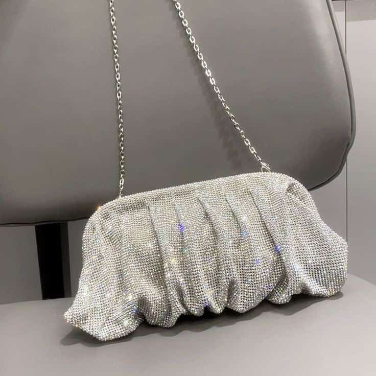 Benedetta Bruzziches
Venus La Grande Metallic Crystal silver Clutch Bag