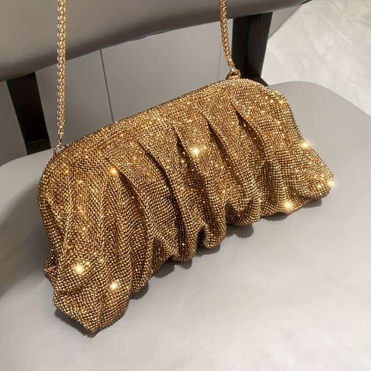 Benedetta Bruzziches
Venus La Grande Metallic Crystal golden Clutch Bag