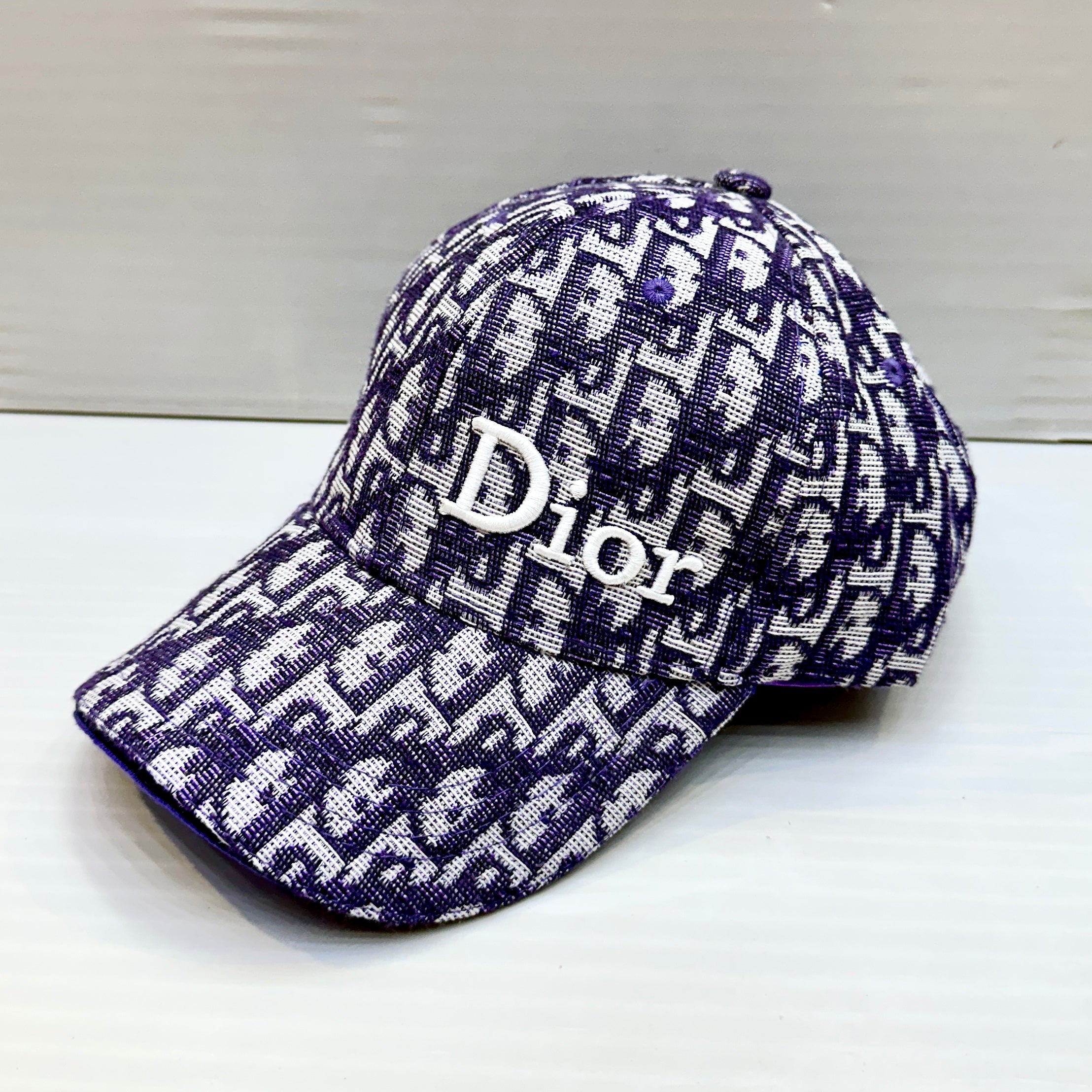 DD Brand caps