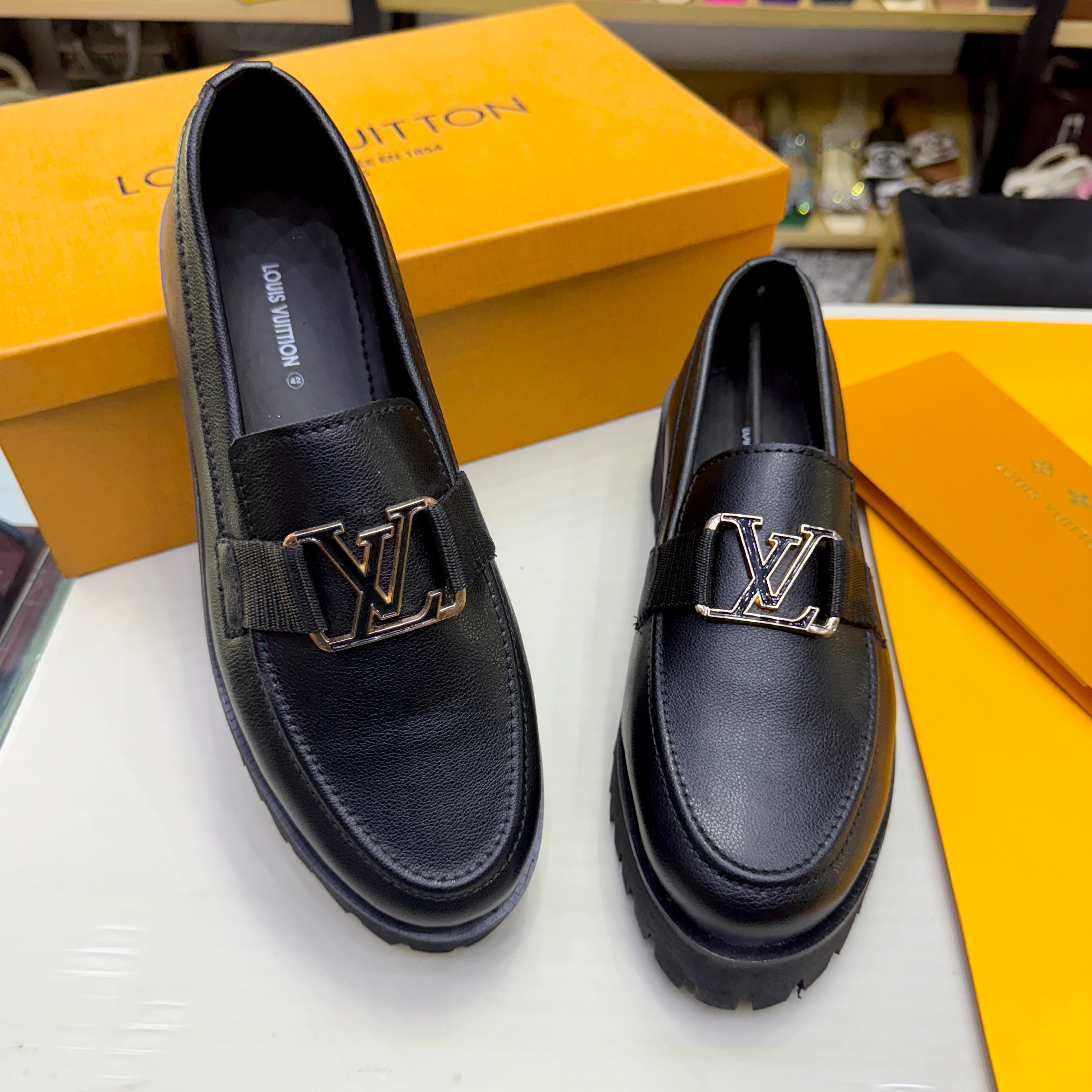 Gents Shoes LV BLACK