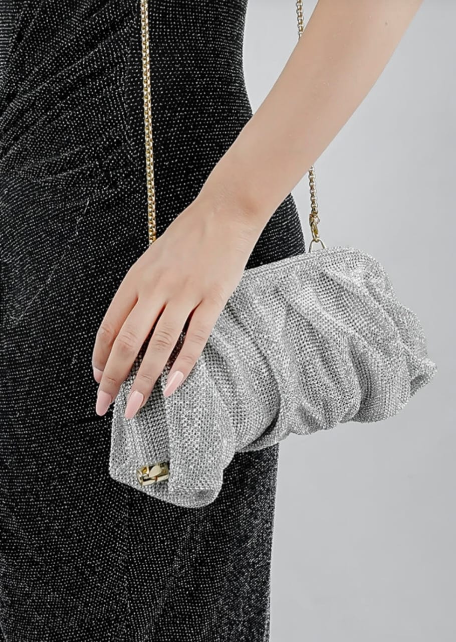 Benedetta Bruzziches
Venus La Grande Metallic Crystal silver Clutch Bag