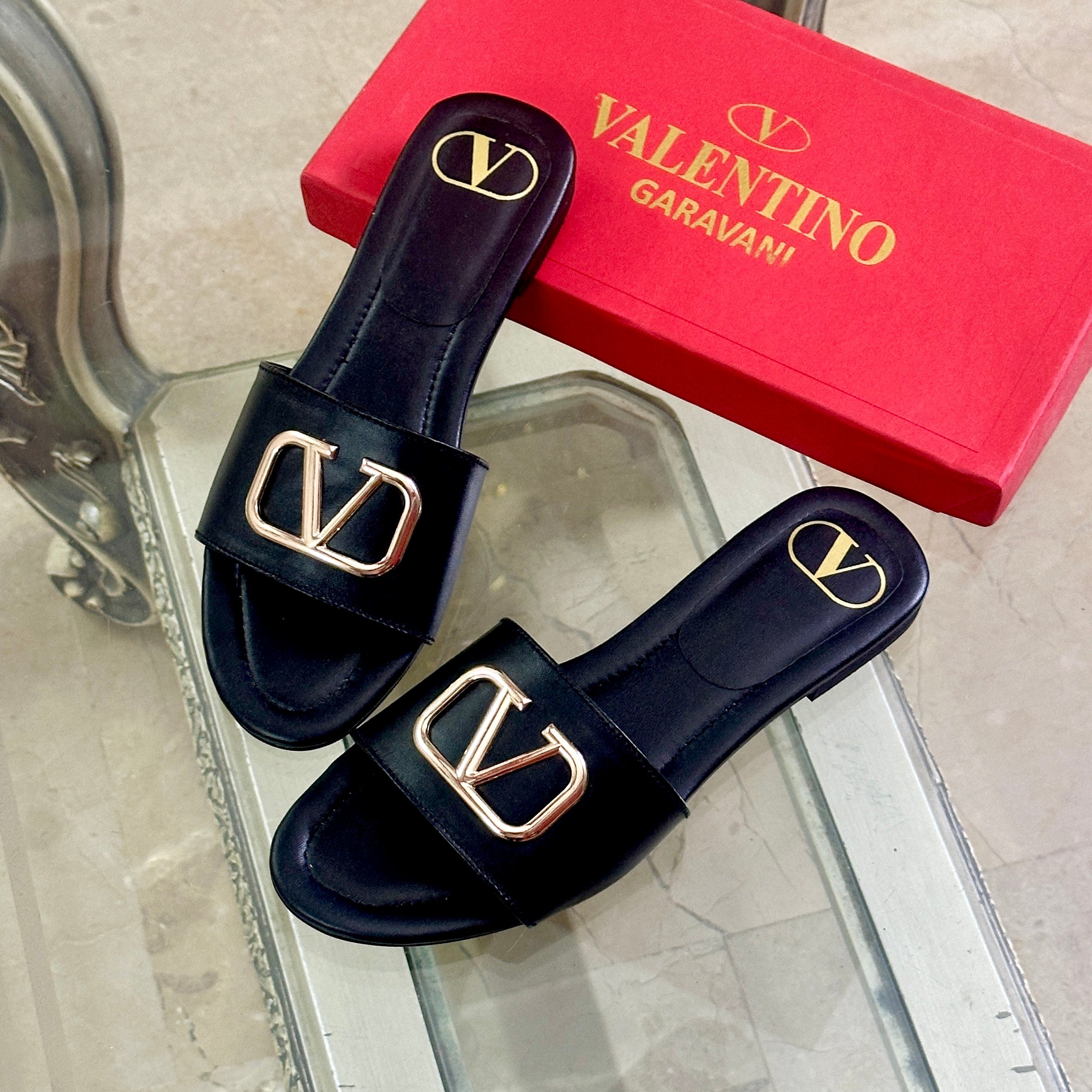 VALENTINO flat