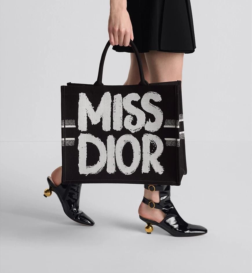 Miss DD ToTE