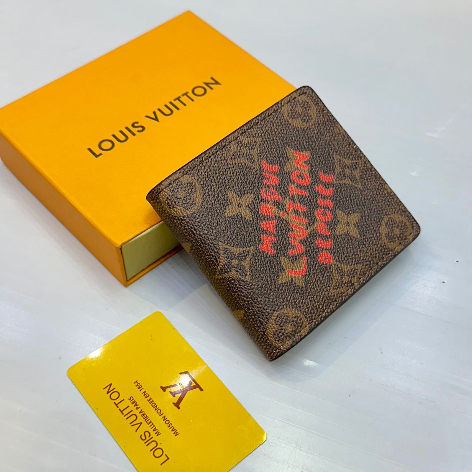 LV Monogram Gents Wallet (BROWN)