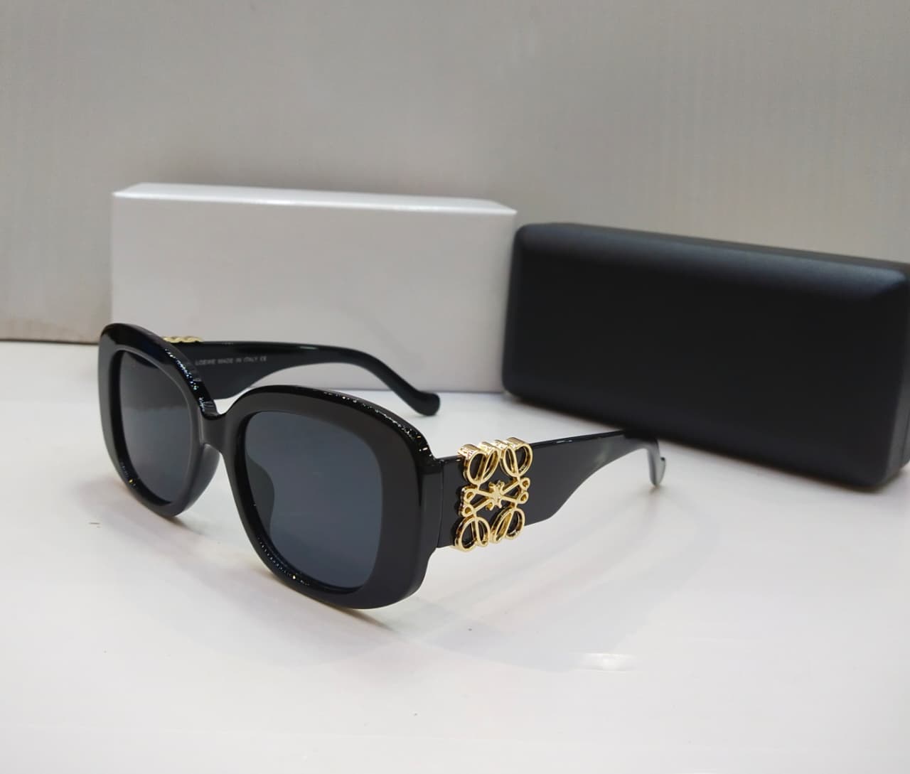 Black Vibe Sunglasses