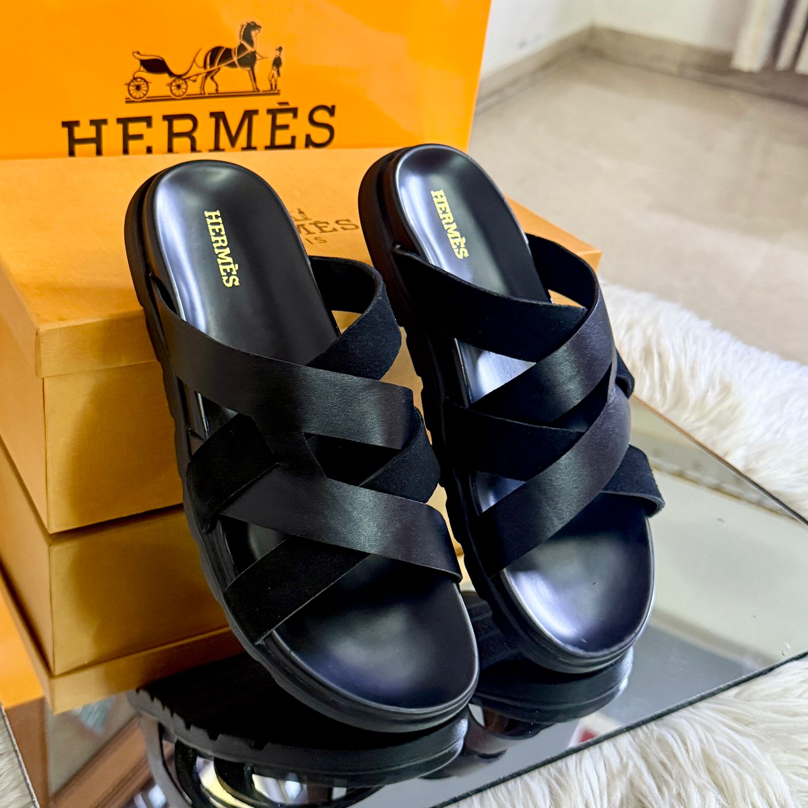 Hermes Men's Aura Slippers (Black)