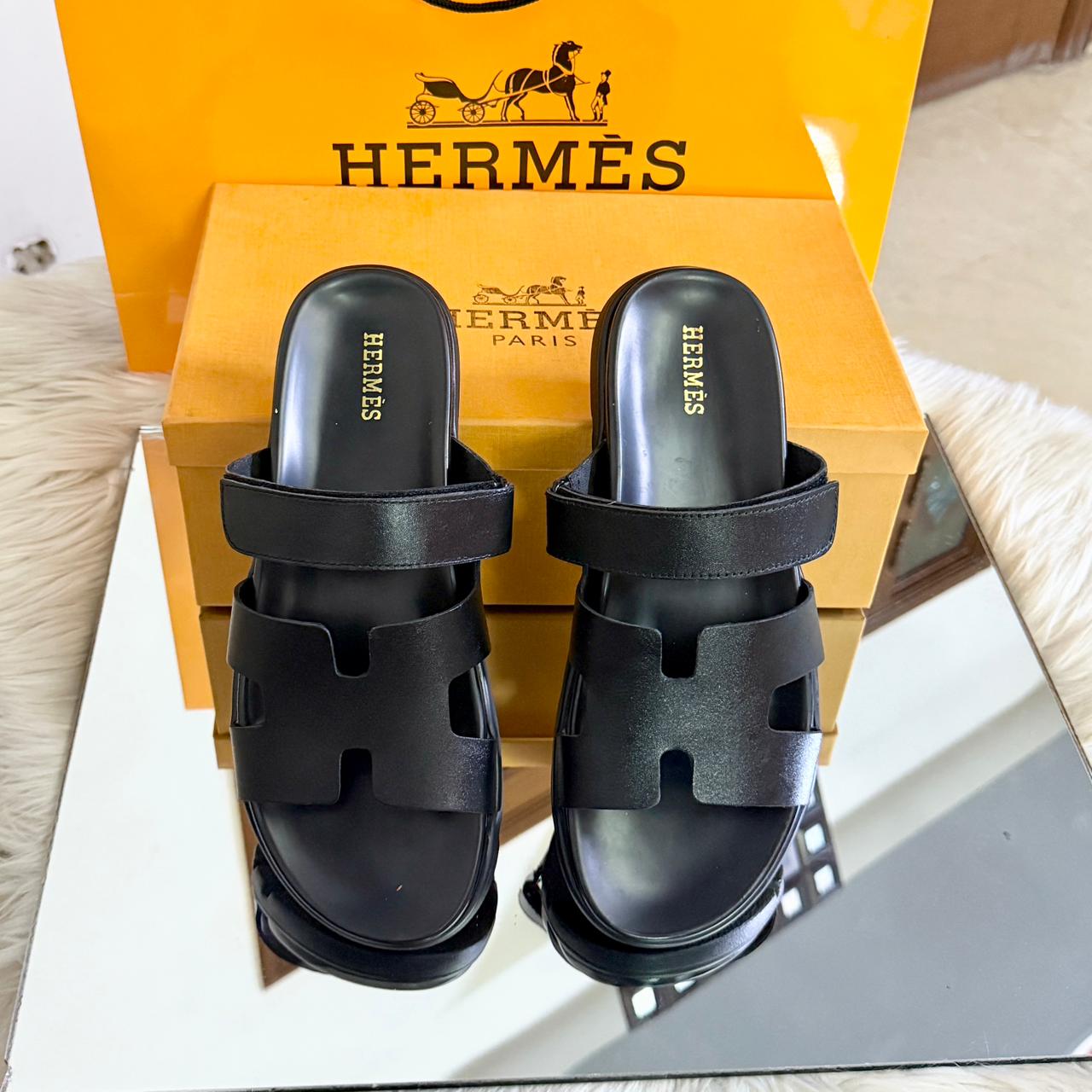 Hermes Men's Aura Prime Slippers