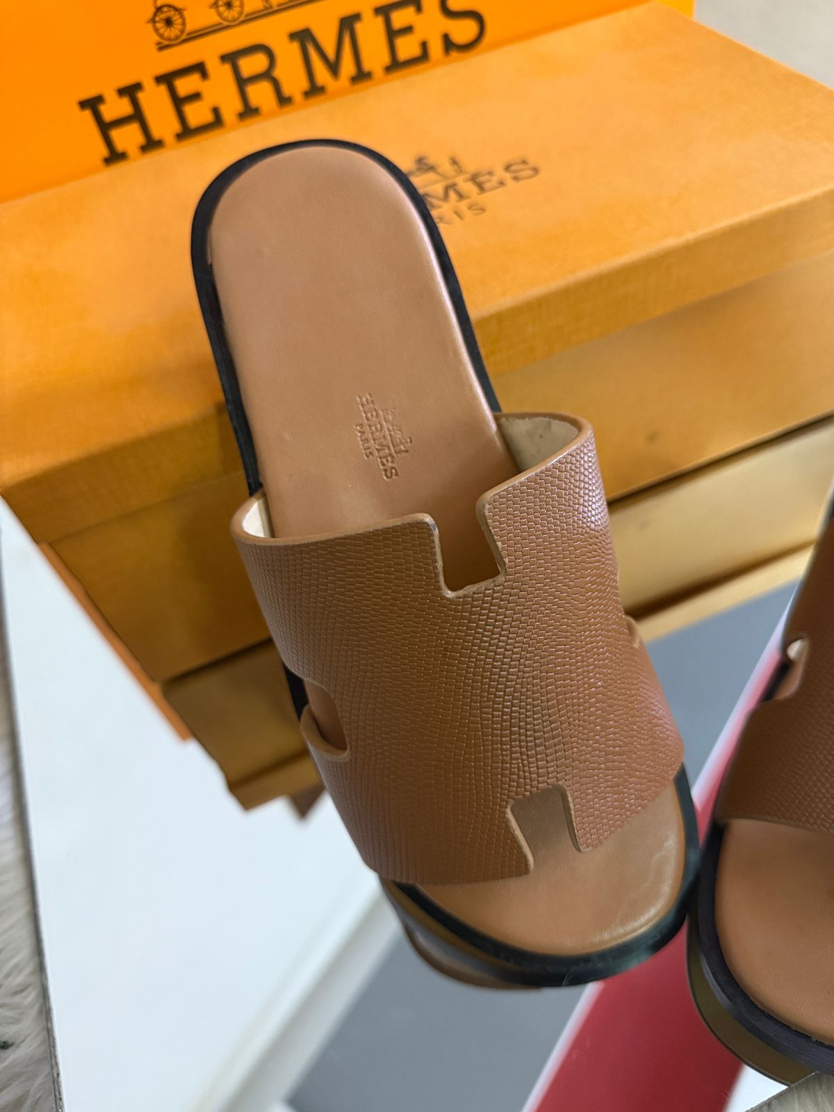 Hermes Men's Slippers (Brown)