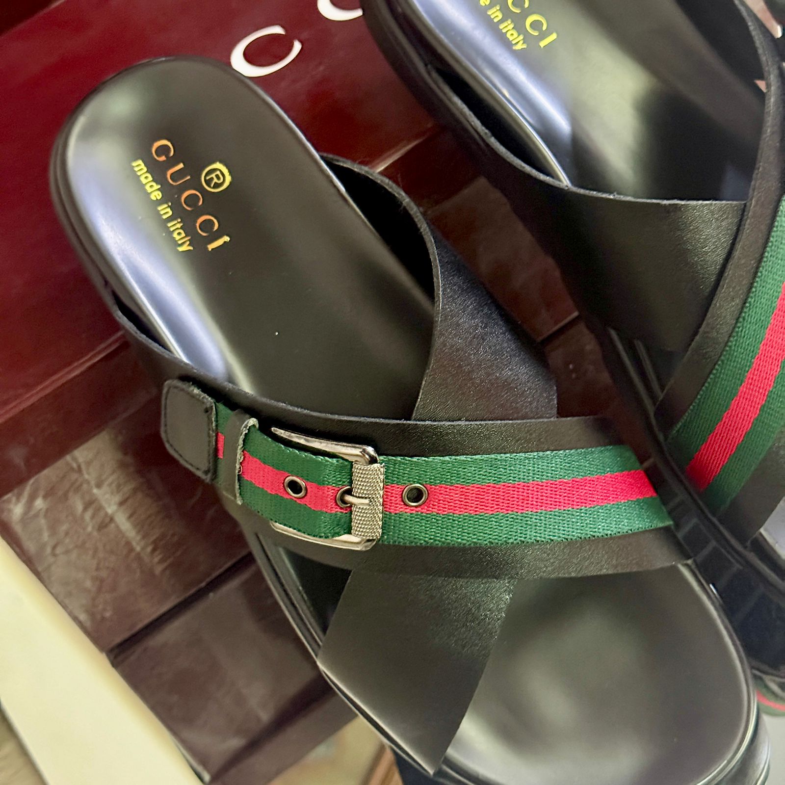 GG Men's Aura Slippers (Black)