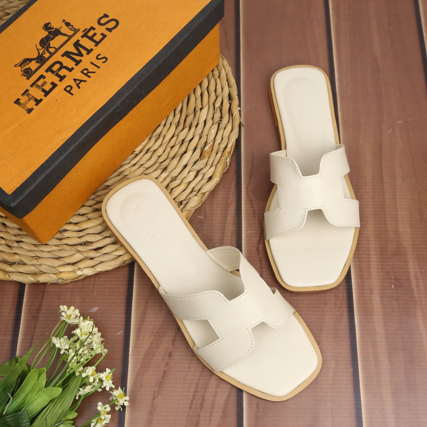 Hermes Flat Beige