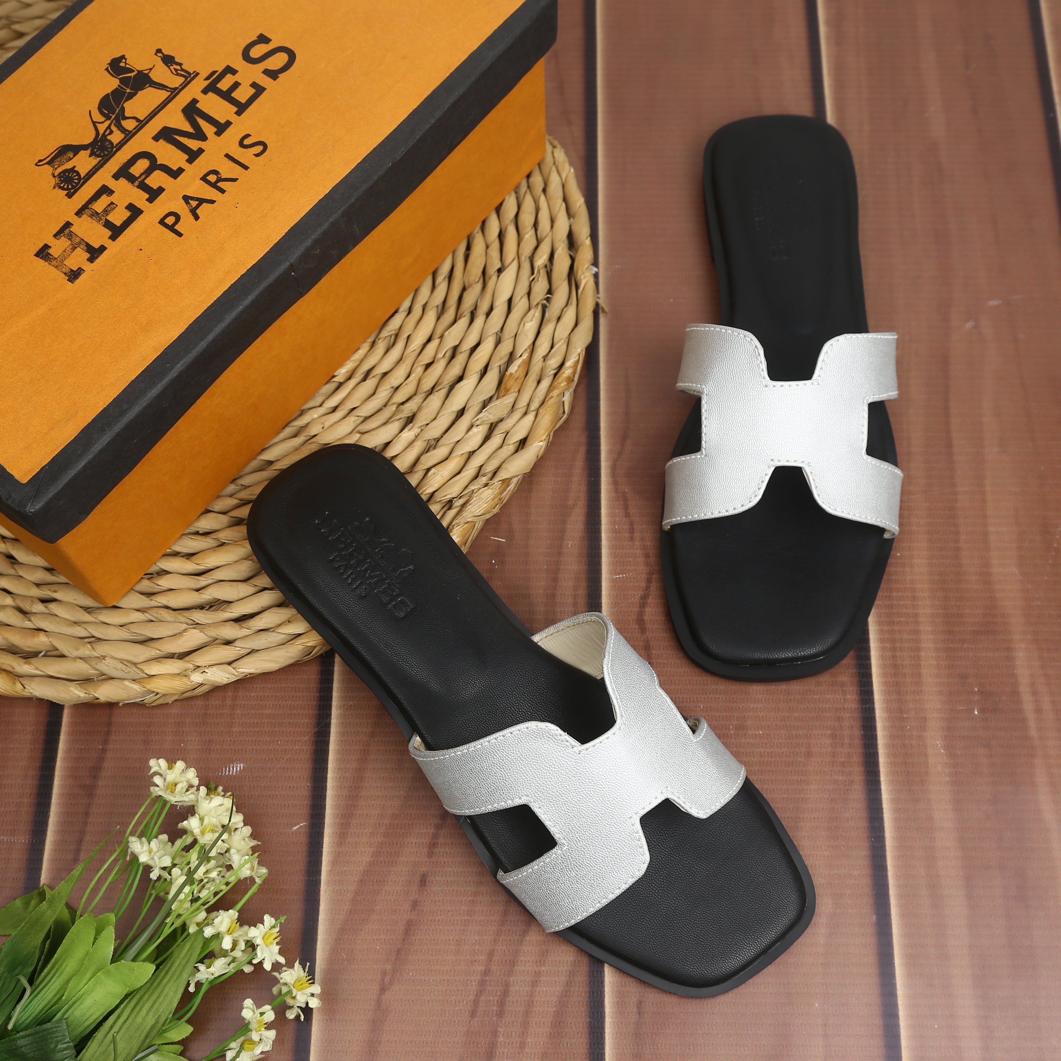 Hermes Flat Black WIth Grey