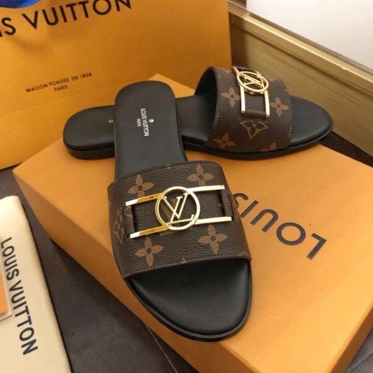 Lv Combo Slippers + Bag