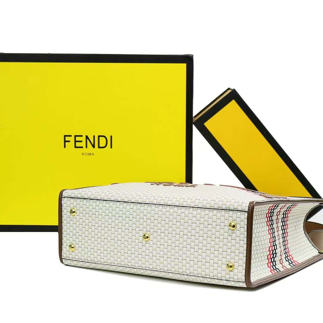 Fendi Sunshine Medium Raffia