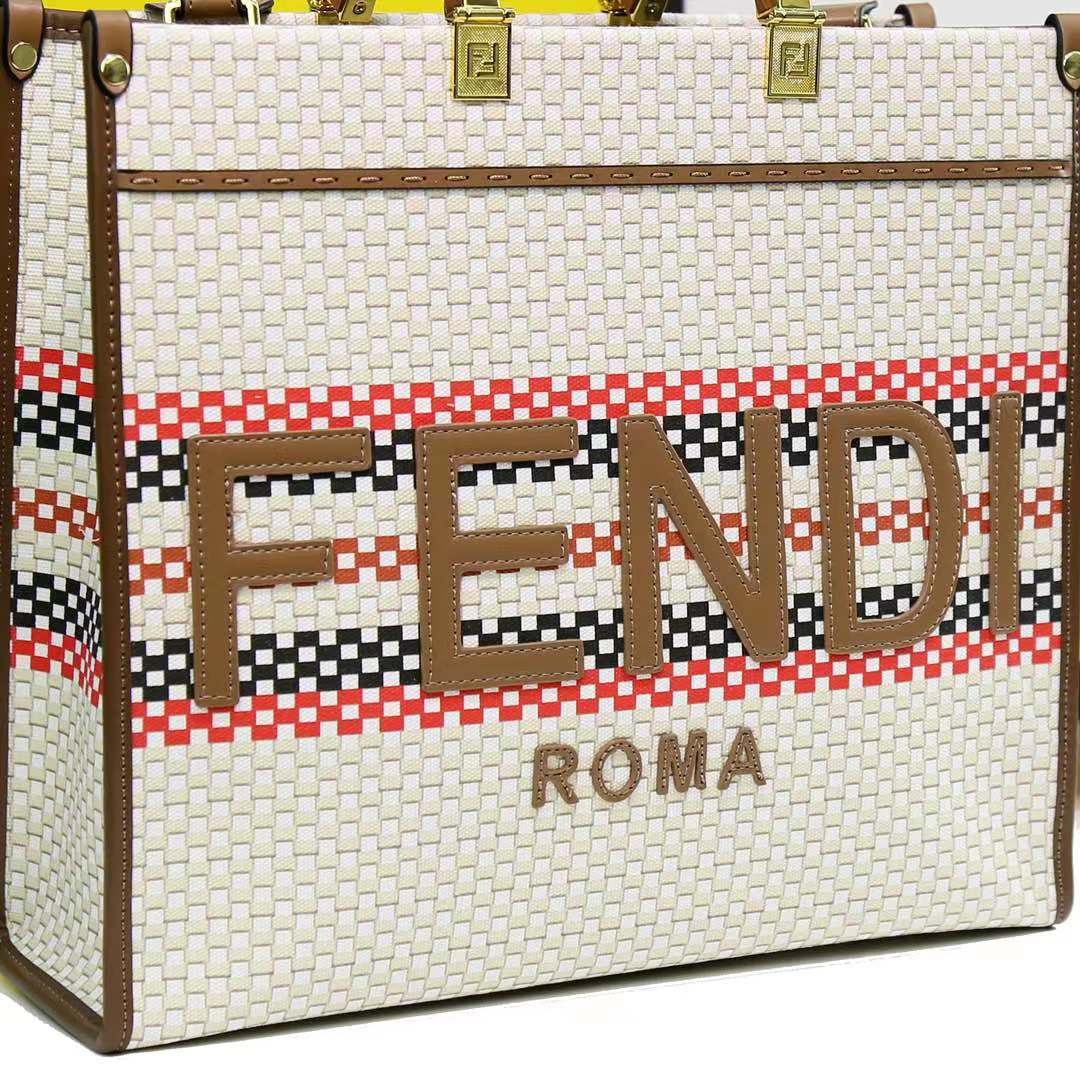 Fendi Sunshine Medium Raffia