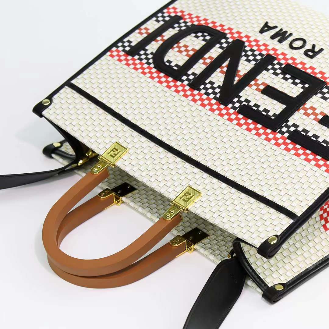 Fendi Sunshine Medium Raffia