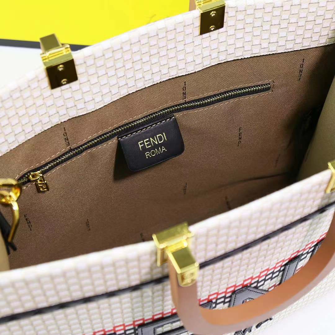 Fendi Sunshine Medium Raffia