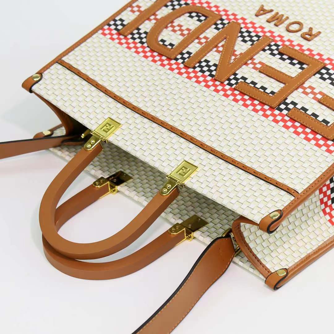 Fendi Sunshine Medium Raffia