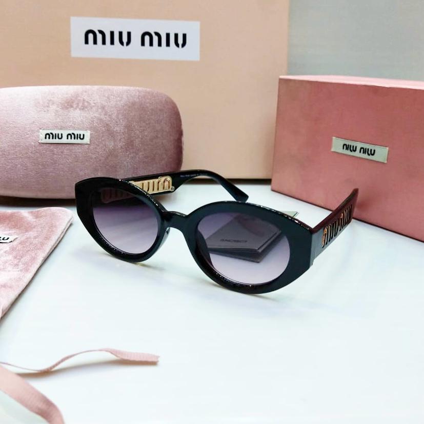 Miu Miu Sigma Full Black