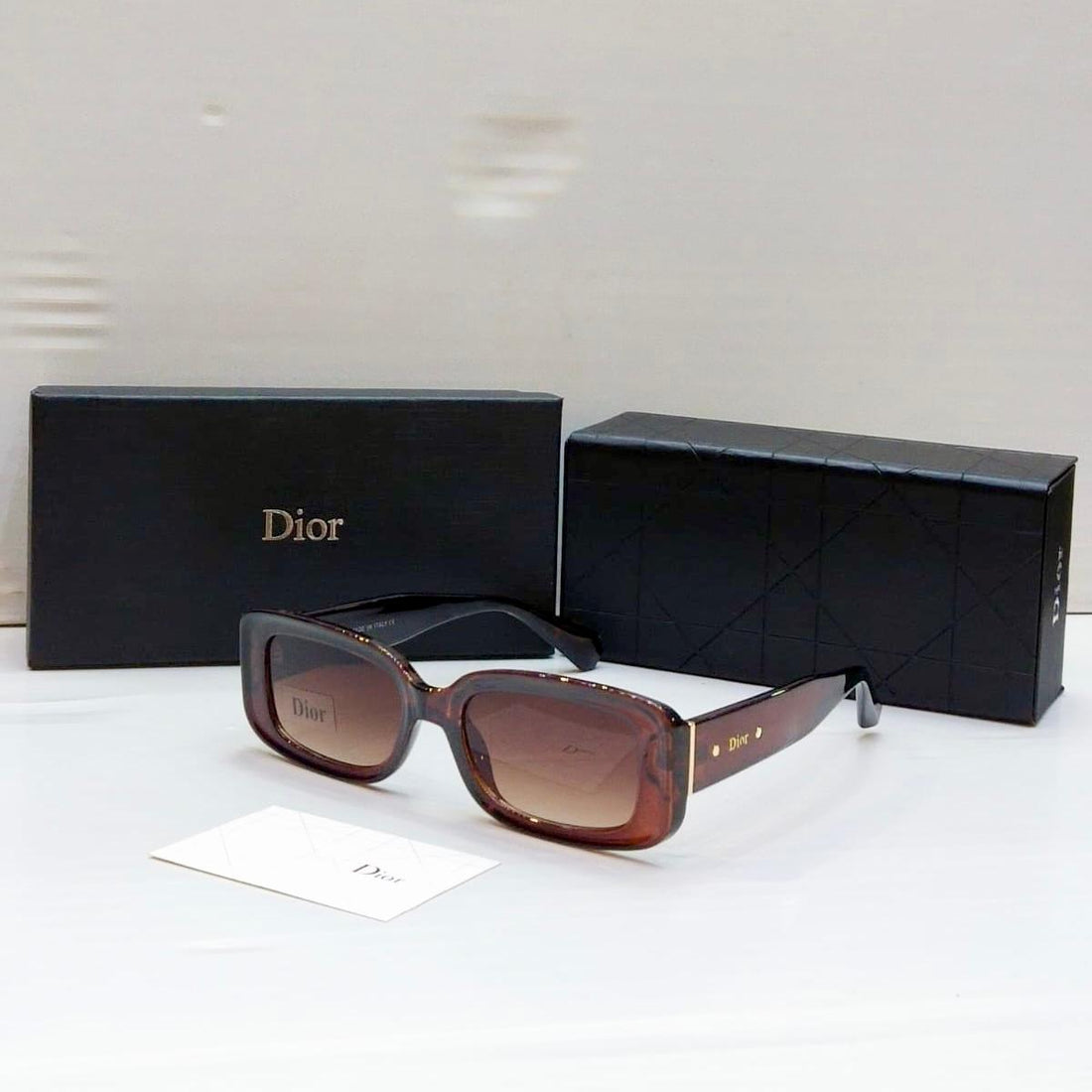 Dior Vibe Sunglasses (Brown)