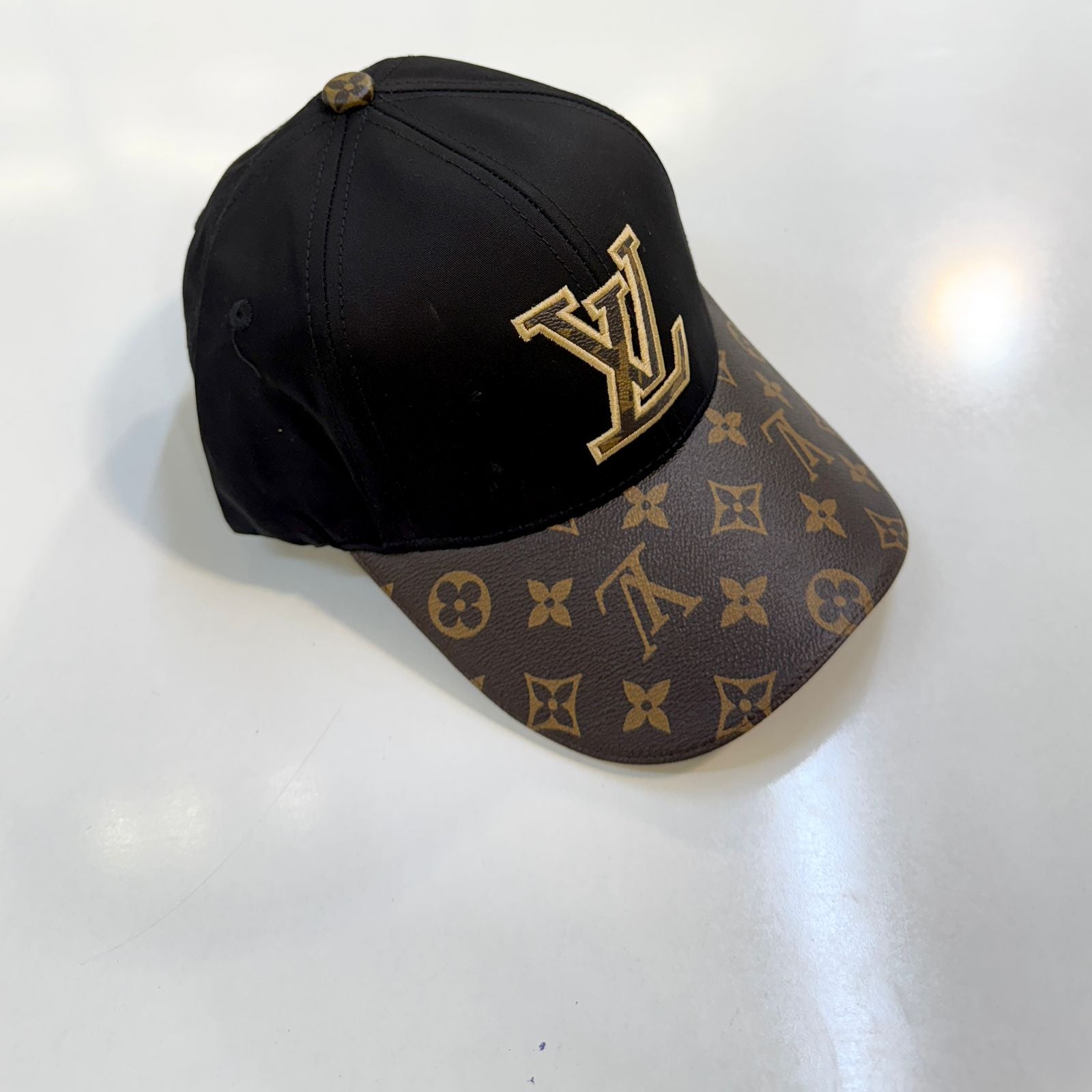 New LV Caps