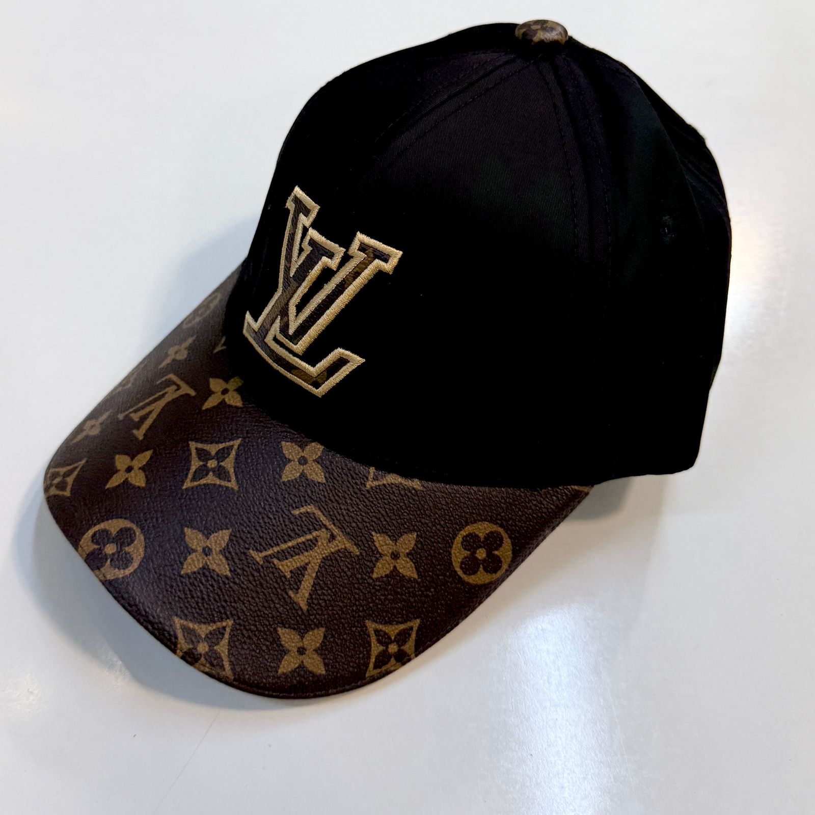 New LV Caps