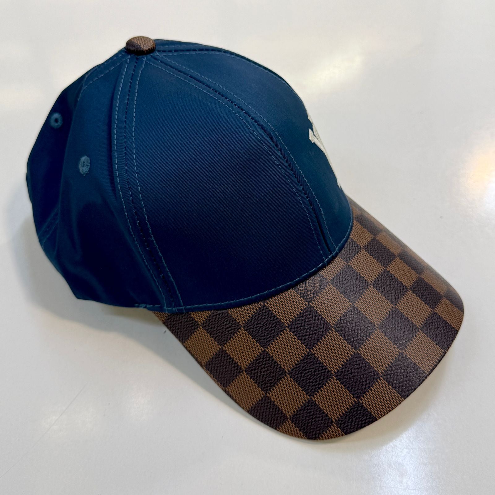 LV Brand caps
