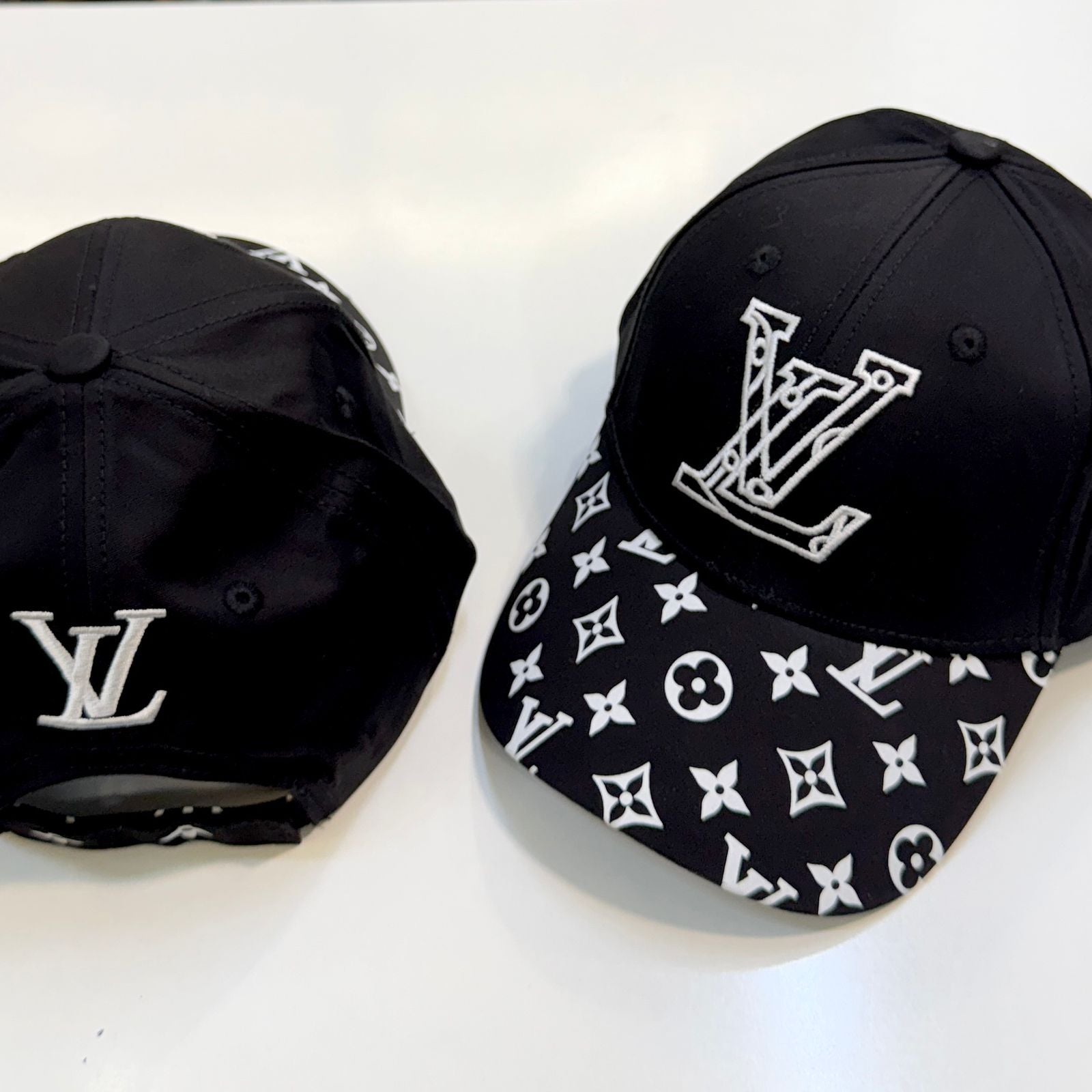 LV Brand caps