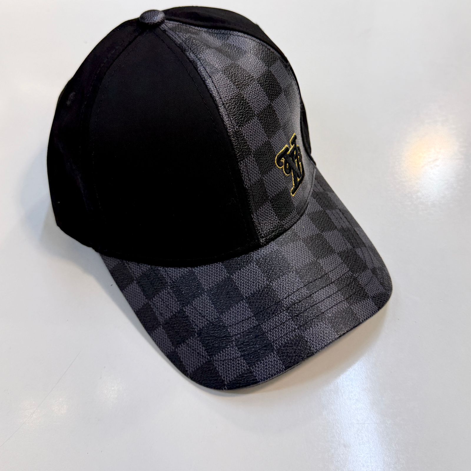 LV Brand caps