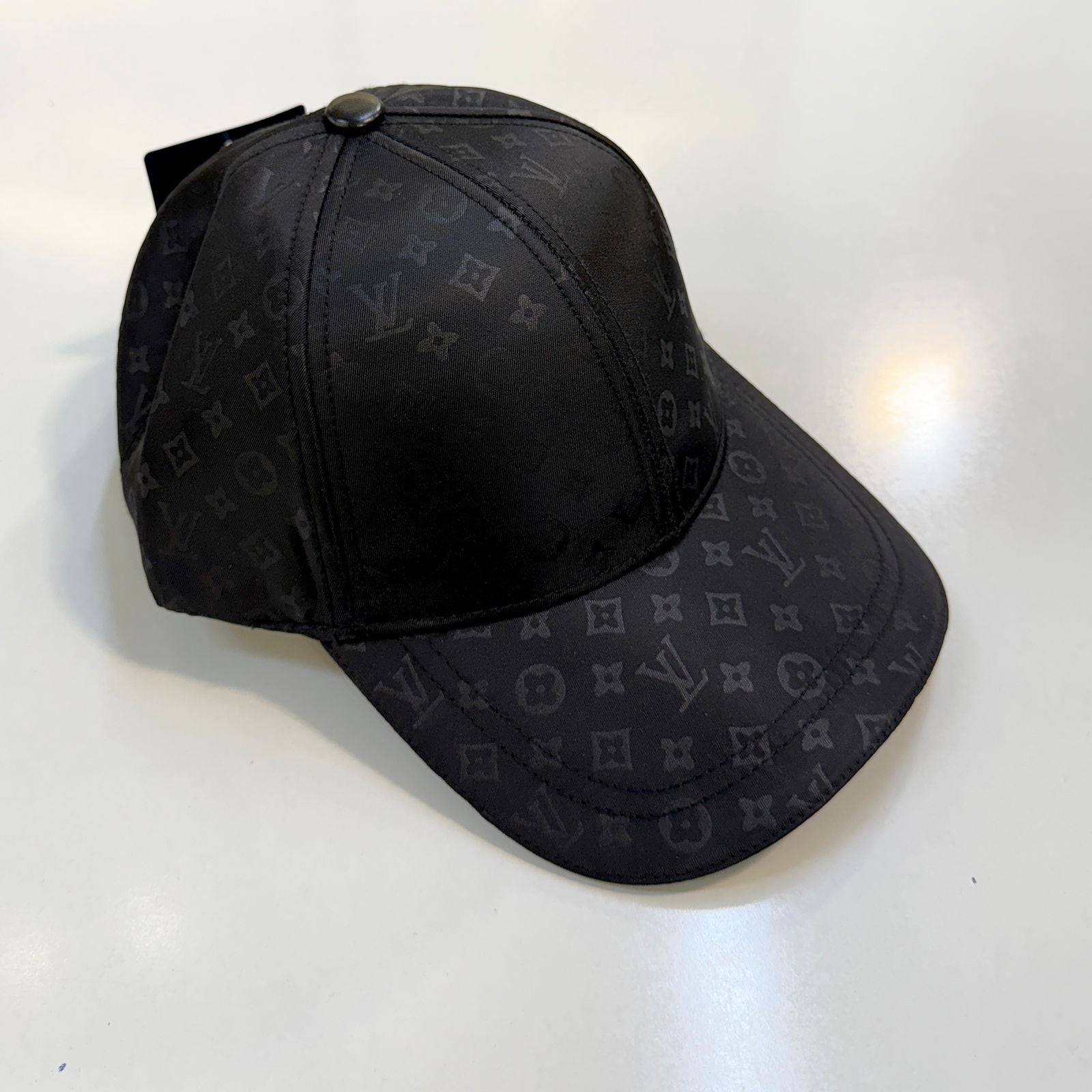LV Brand caps