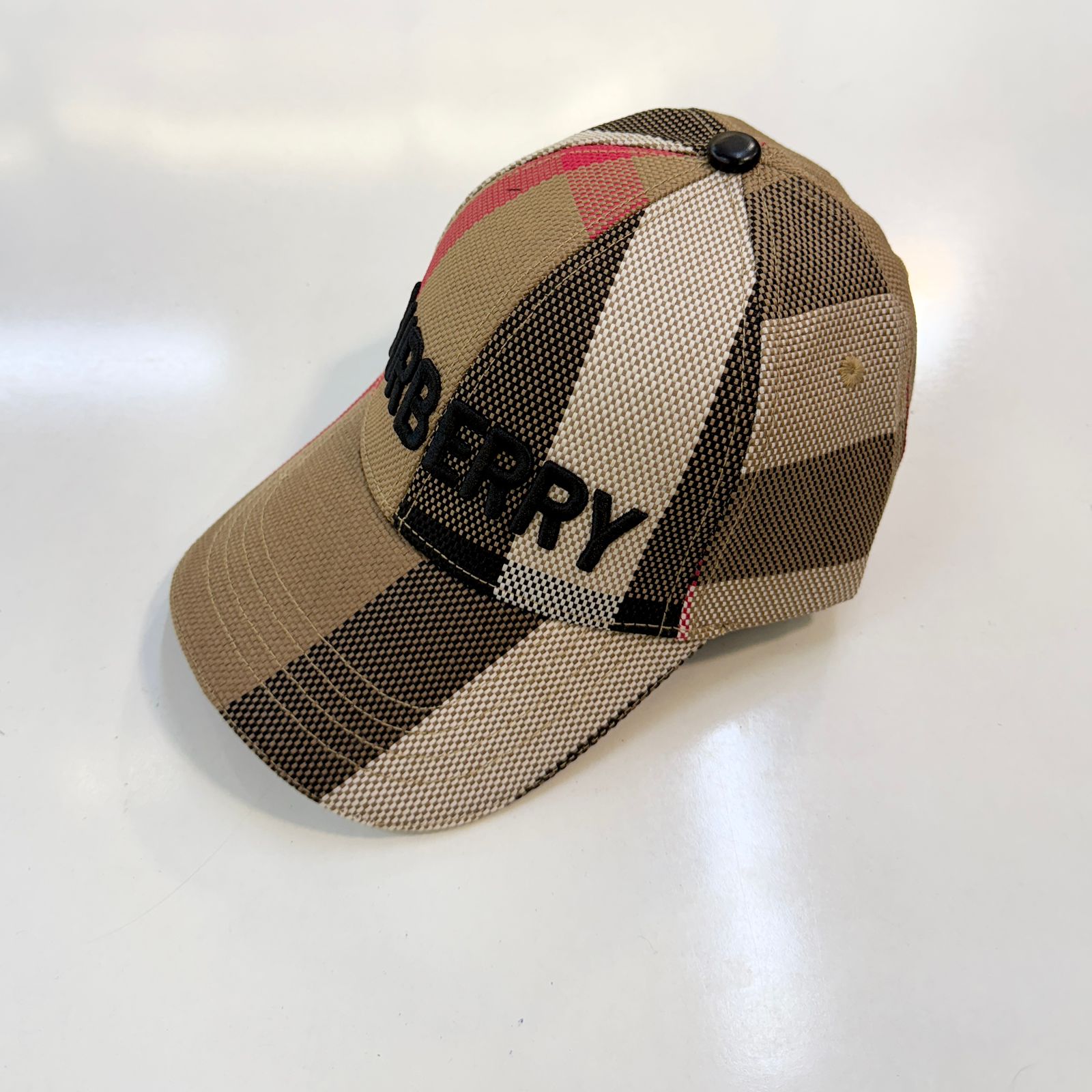 Burberry  Brand caps