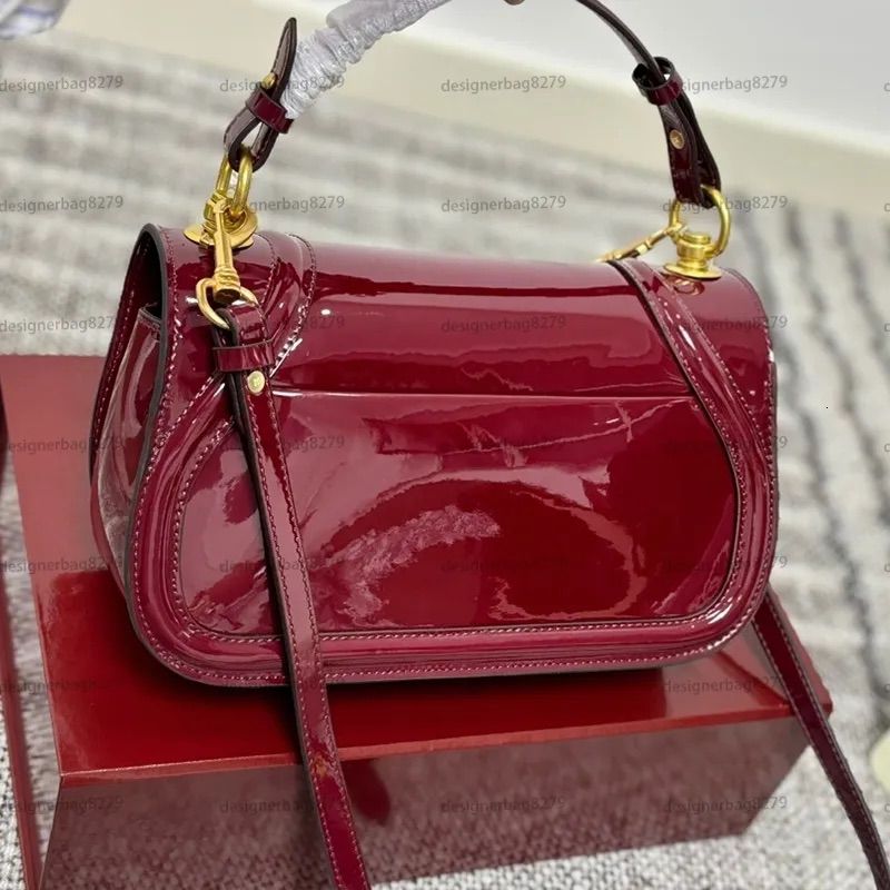 Gucci Bordeaux Shoulder Bag