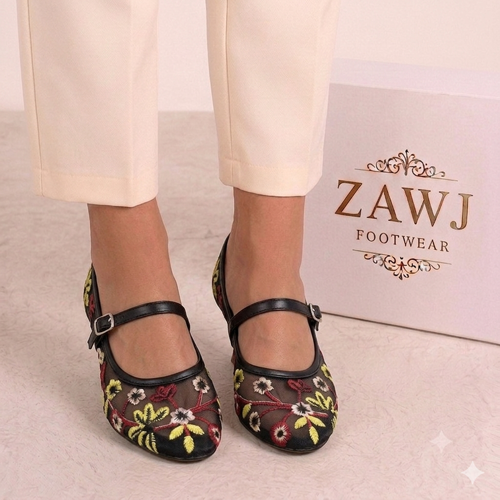 EMBROIDERY PUMPS (Black)