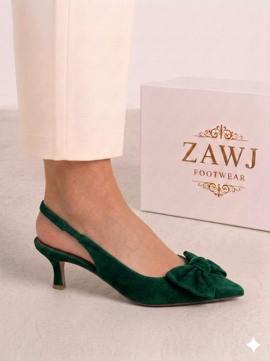 BOW HEELS
